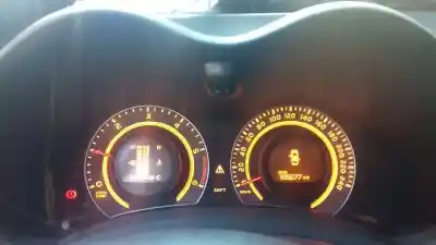 Veículo de Sucata toyota auris 2.2 d-cat do ano 2009 alimentado 2adfhv