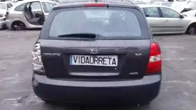 Scrapping Vehicle kia cerato 2.0 lx crdi familiar of the year 2004 powered d4ea