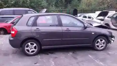 Scrapping Vehicle kia cerato 2.0 lx crdi familiar of the year 2004 powered d4ea