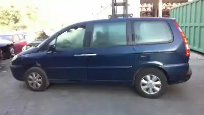 Sloopvoertuig citroen c8 2.0 hdi x van het jaar 2002 aangedreven rht