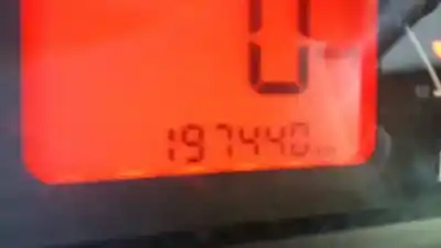 Veículo de Sucata citroen c3 1.4 hdi exclusive do ano 2004 alimentado 8hx