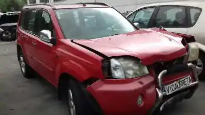 Véhicule à la ferraille nissan x-trail (t30) 2.2 16v turbodiesel cat de l'année 2002 alimenté yd22