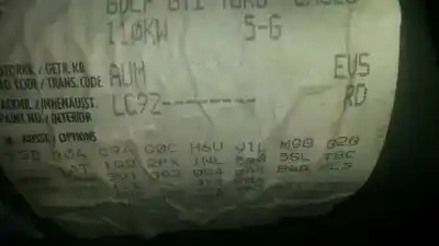 Vehicul casat volkswagen golf iv berlina (1j1) gti al anului 2000 alimentat arz