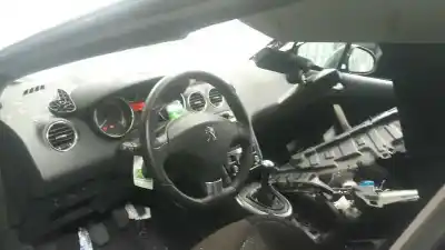 Здавання транспортного засобу peugeot 308 sw ii (lc_, lj_, lr_, lx_, l4_) 1.6 hdi / bluehdi 115 (lcbhxm lcbhxt) року 2014 потужний 9h05