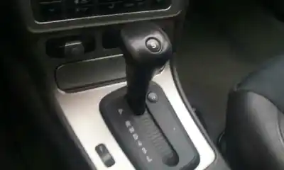 Здавання транспортного засобу saab 9-5 berlina 2.0 t arc року 2002 потужний b205e