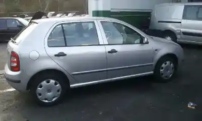 Scrapping Vehicle skoda fabia (6y2/6y3) fresh of the year 2000 powered atz