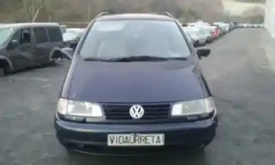 Scrapping Vehicle VOLKSWAGEN SHARAN (7M8) 1.9 TDI of the year 1996 powered 1Z