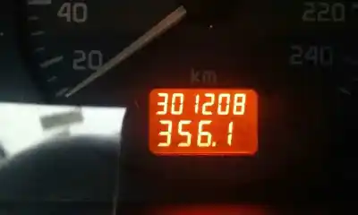 Scrapping Vehicle renault megane i classic (la0) 1.9 diesel 64 cv / 47 kw of the year 1999 powered f8q