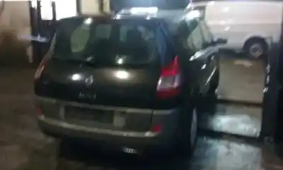 Scrapping Vehicle renault scenic ii 1.9 dci diesel 120 cv / 88 kw of the year 2004 powered f9q812