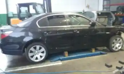 Véhicule à la ferraille bmw serie 5 berlina (e60) 530d de l'année 2005 alimenté m57306d3
