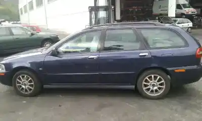 Scrapping Vehicle volvo v40 familiar 1.6 evolution of the year 2002 powered b4164s2