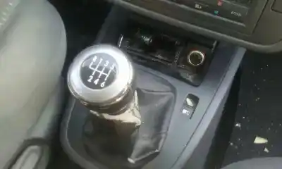 Здавання транспортного засобу seat alhambra (7v9) 1.9 tdi року 2004 потужний auy