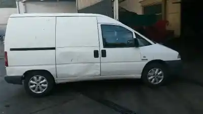 Veículo de Sucata citroen jumpy i (u6u_) 2.0 hdi 95 do ano 2001 alimentado rhx