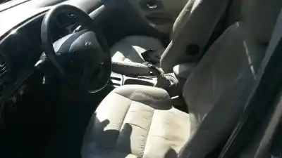 Sloopvoertuig ford mondeo berlina (gd) ambiente van het jaar 2000 aangedreven nga