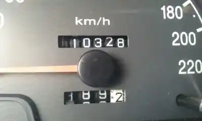 Veículo de Sucata hyundai trajet (fo) 2.0 gls do ano 2002 alimentado g4jp