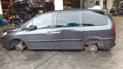 Scrapping Vehicle peugeot 807 manual of the year 2004 powered 4hw