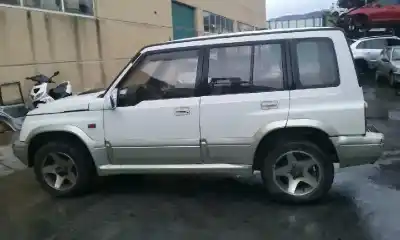 Veículo de Sucata suzuki vitara se/sv (et) 2.0 hdi largo superlujo do ano 1997 alimentado rf