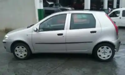 Veicolo di demolizione fiat punto berlina (188) 1.2 8v dynamic dell'anno 2004 alimentato 188a4000
