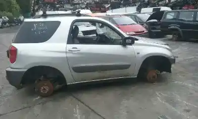 Здавання транспортного засобу toyota rav 4 (a2) 1.8 16v cat року 2001 потужний 1zzfe