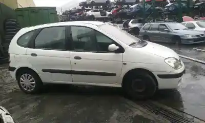 Scrapping Vehicle renault megane i scenic (ja0) 1.9 dti diesel cat of the year 2001 powered f9q q7