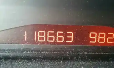 Veículo de Sucata peugeot                                            607 (s1)                                                                                                                                                                                                                                                   3.0 v6 24v                                                                                                                                                                                                                                                 do ano 2003 alimentado xfx