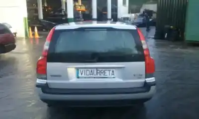 Hurda Aracı volvo                                              v70 familiar                                                                                                                                                                                                                                               2.4 (125kw)                                                                                                                                                                                                                                                yılın 2002 güçlü b5244s