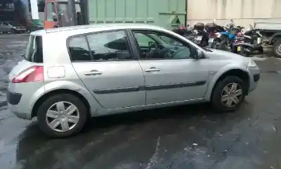 Здавання транспортного засобу renault megane ii classic berlina confort dynamique року 2003 потужний f9q b8