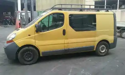 Veículo de Sucata renault trafic combi (ab 4.01) 1.9 diesel do ano 2003 alimentado f9q760