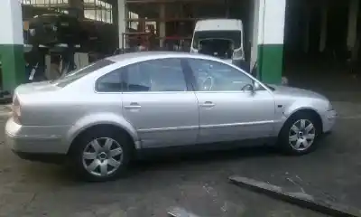 Hurda Aracı volkswagen passat berlina (3b3) 2.8 v6 30v yılın 2001 güçlü amx