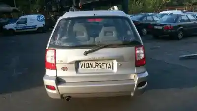 Véhicule à la ferraille kia joice ls de l'année 2001 alimenté g4cp