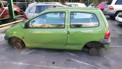 Sloopvoertuig renault twingo (co6) 1.2 alize van het jaar 2003 aangedreven d4f702