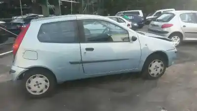 Veicolo di demolizione fiat punto berlina (188) 1.2 8v dynamic dell'anno 2001 alimentato 188a4000