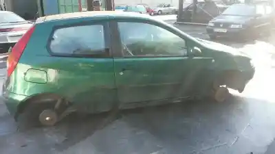 Veículo de Sucata fiat punto berlina (176) 1.2 cat do ano 2001 alimentado 