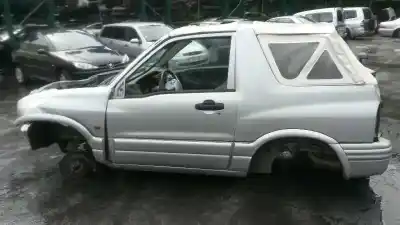 Vehicul casat suzuki grand vitara 5 puertas sq (ft) * al anului 2001 alimentat 