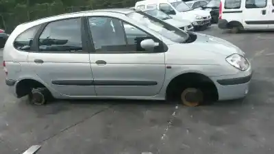Véhicule à la ferraille renault scénic i monospace (ja0/1_, fa0_) 1.9 dti (ja1u) de l'année 2002 alimenté f9q q7