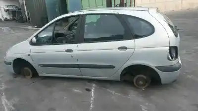 Véhicule à la ferraille renault scénic i monospace (ja0/1_, fa0_) 1.9 dti (ja1u) de l'année 2002 alimenté f9q q7