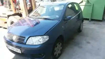Veicolo di demolizione fiat punto berlina (188) 1.4 16v dynamic dell'anno 2004 alimentato 843a1000