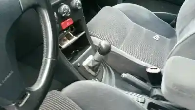 Vehicul casat alfa romeo 156 (116) 2.0 t.spark distinctive al anului 1999 alimentat ar32301