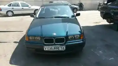 Sloopvoertuig BMW SERIE 3 BERLINA (E36) 325td van het jaar 1996 aangedreven 256T1D