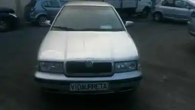 Verschrottungsfahrzeug SKODA OCTAVIA BERLINA (1U2) 1.9 TDI SLX (81kW) des Jahres 2000 angetrieben AHF
