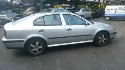 Scrapping Vehicle skoda octavia berlina (1u2) 1.9 tdi slx (81kw) of the year 2000 powered ahf