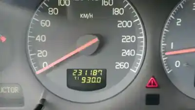 Veículo de Sucata volvo s80 berlina 2.9 cat do ano 1998 alimentado b6304s