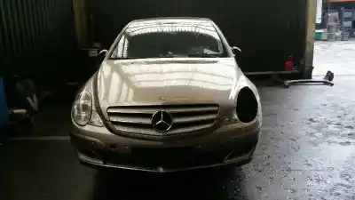 Vehicul casat mercedes                                           clase r (w251)                                                                                                                                                                                                                                             280 cdi 4-matic (251.020)                                                                                                                                                                                                                                  al anului 2006 alimentat om642950