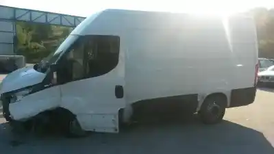 Veicolo di demolizione iveco 35s13 is35sc2aa dell'anno 2014 alimentato f1afl411ba