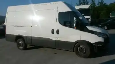 Veicolo di demolizione iveco 35s13 is35sc2aa dell'anno 2014 alimentato f1afl411ba
