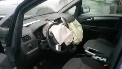 Verschrottungsfahrzeug opel zafira / zafira family b (a05) 1.7 cdti (m75) des jahres 2009 angetrieben z17dtr