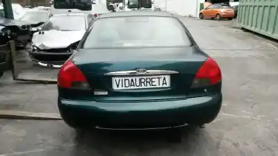 Sloopvoertuig FORD MONDEO BERLINA (GD) 2.0 16V CAT van het jaar 1997 aangedreven NGA