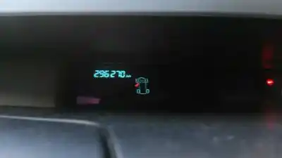 Здавання транспортного засобу renault espace iv (jk0/1_) 3.0 dci (jk0j jk0v) року 2004 потужний p9x701