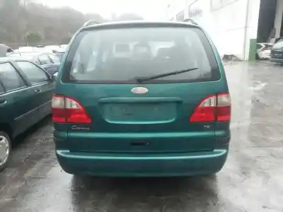Véhicule à la ferraille ford galaxy (vy) trend de l'année 2000 alimenté auy