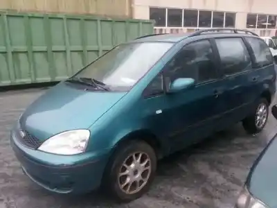 Véhicule à la ferraille ford galaxy (vy) trend de l'année 2000 alimenté auy